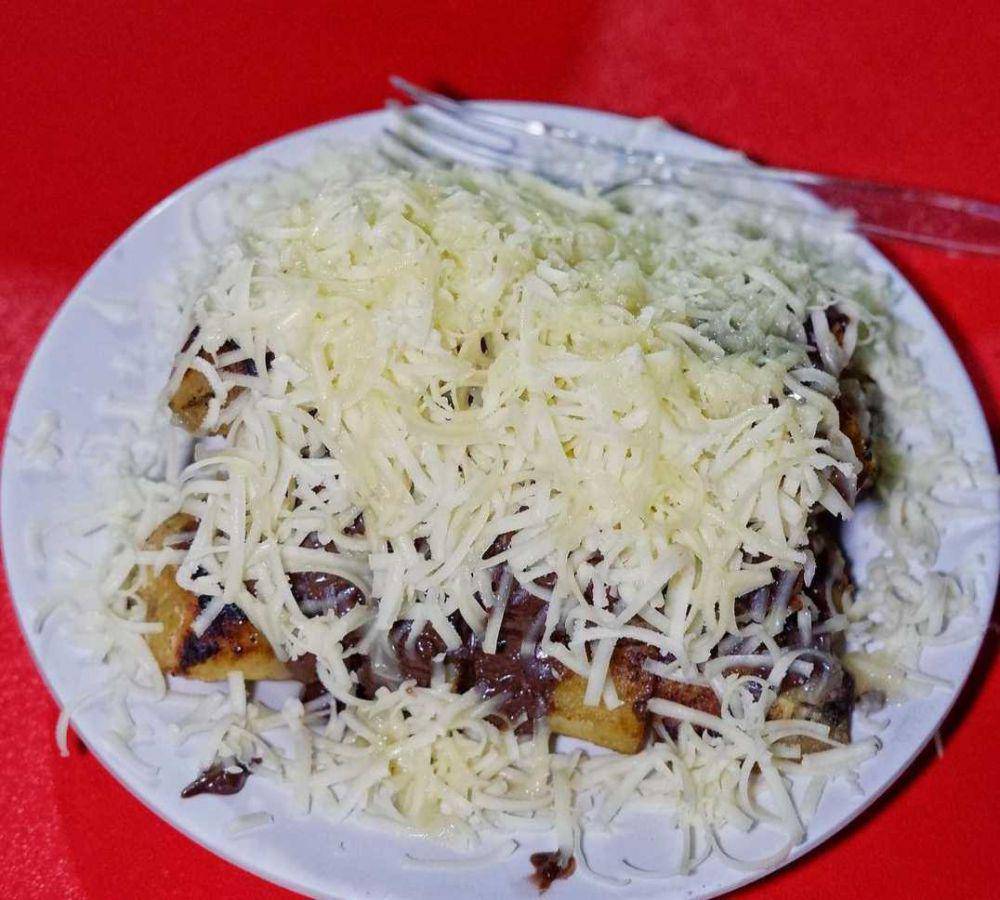 potret Roti Bakar Eddy (instagram.com/mahasiswakulineran)