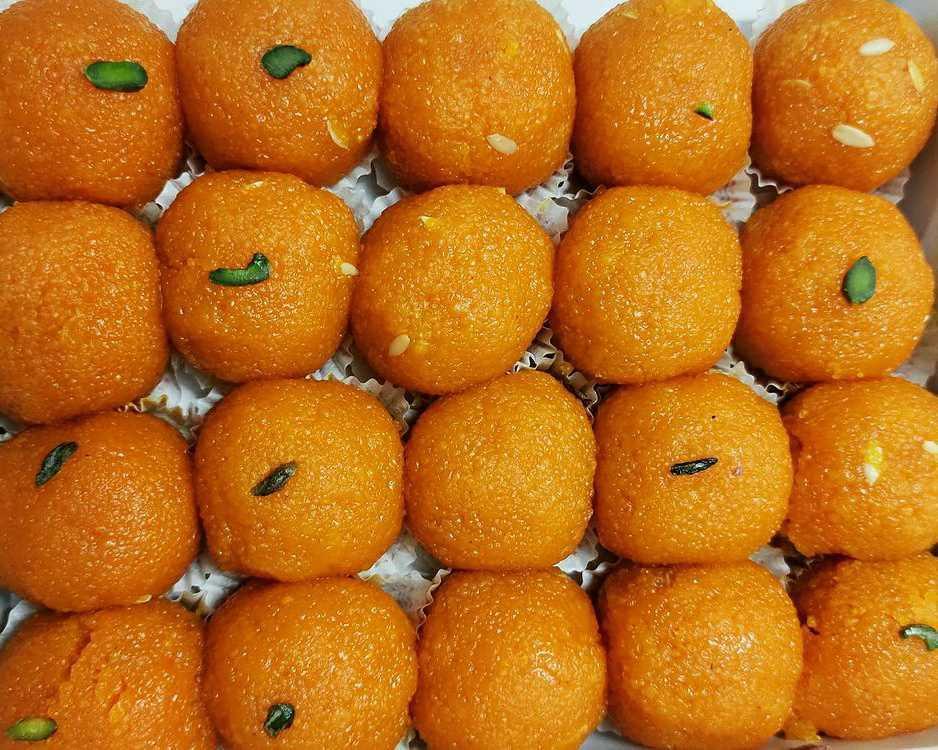 ilustrasi laddu, makanan khas india (instagram.com/tricityfoodbloggers)