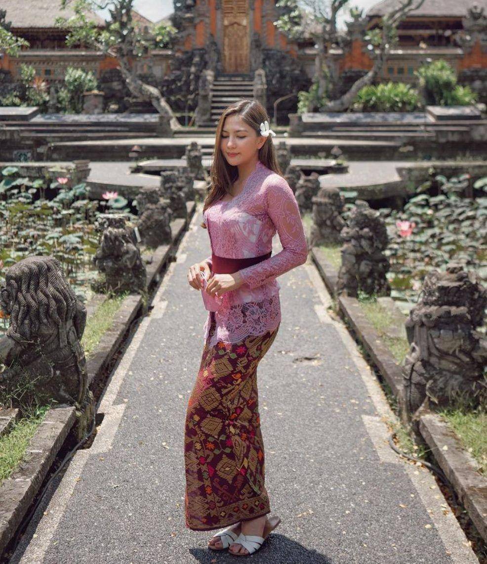 Jessica Mila (instagram.com/jscmila)