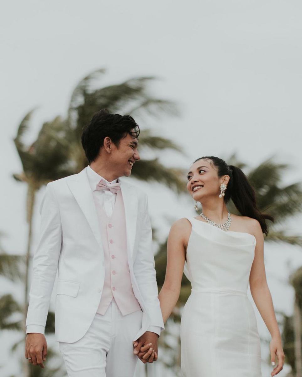 Adipati dan Canti (instagram.com/adipati/)