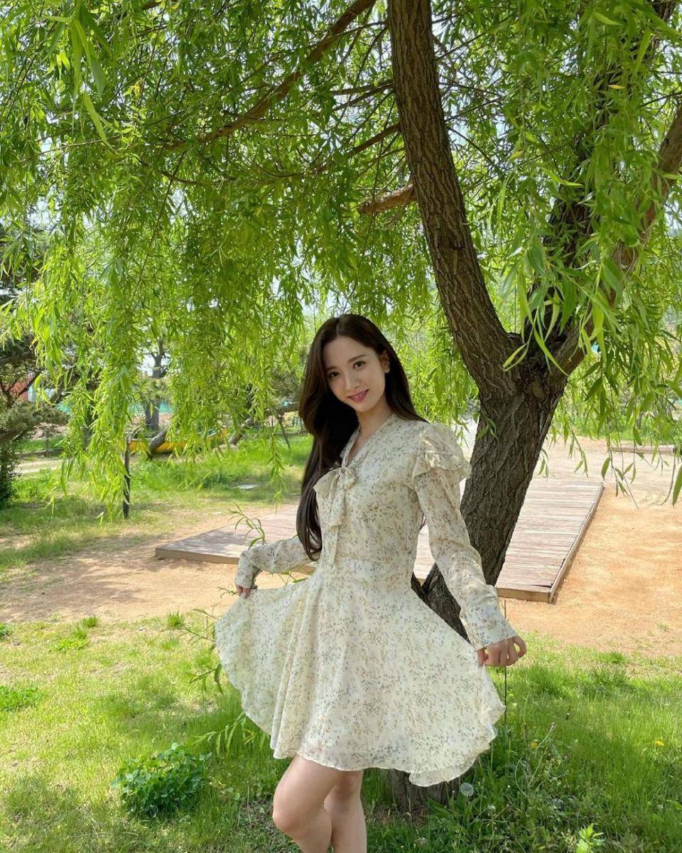 Bona WJSN (instagram.com/bn_95819)