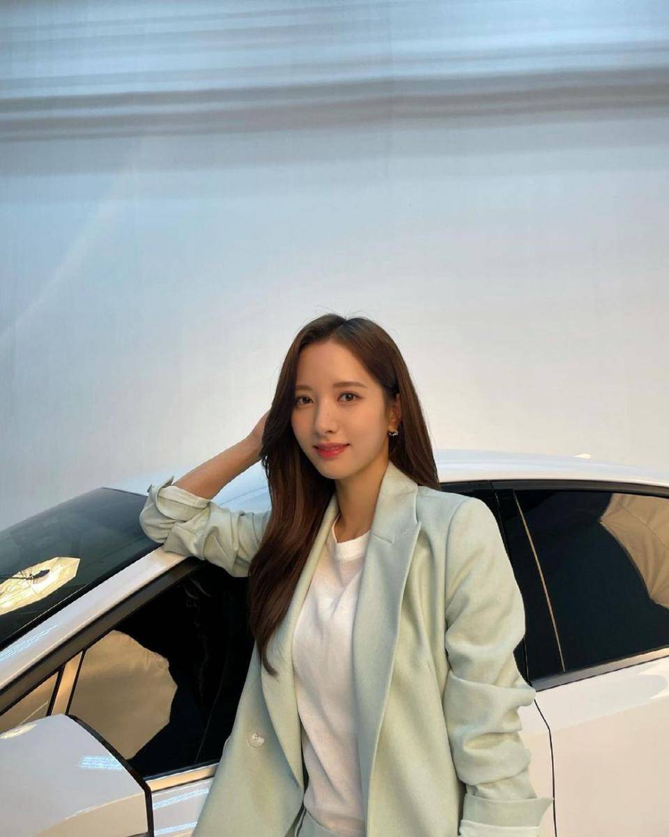 Bona WJSN (instagram.com/bn_95819)