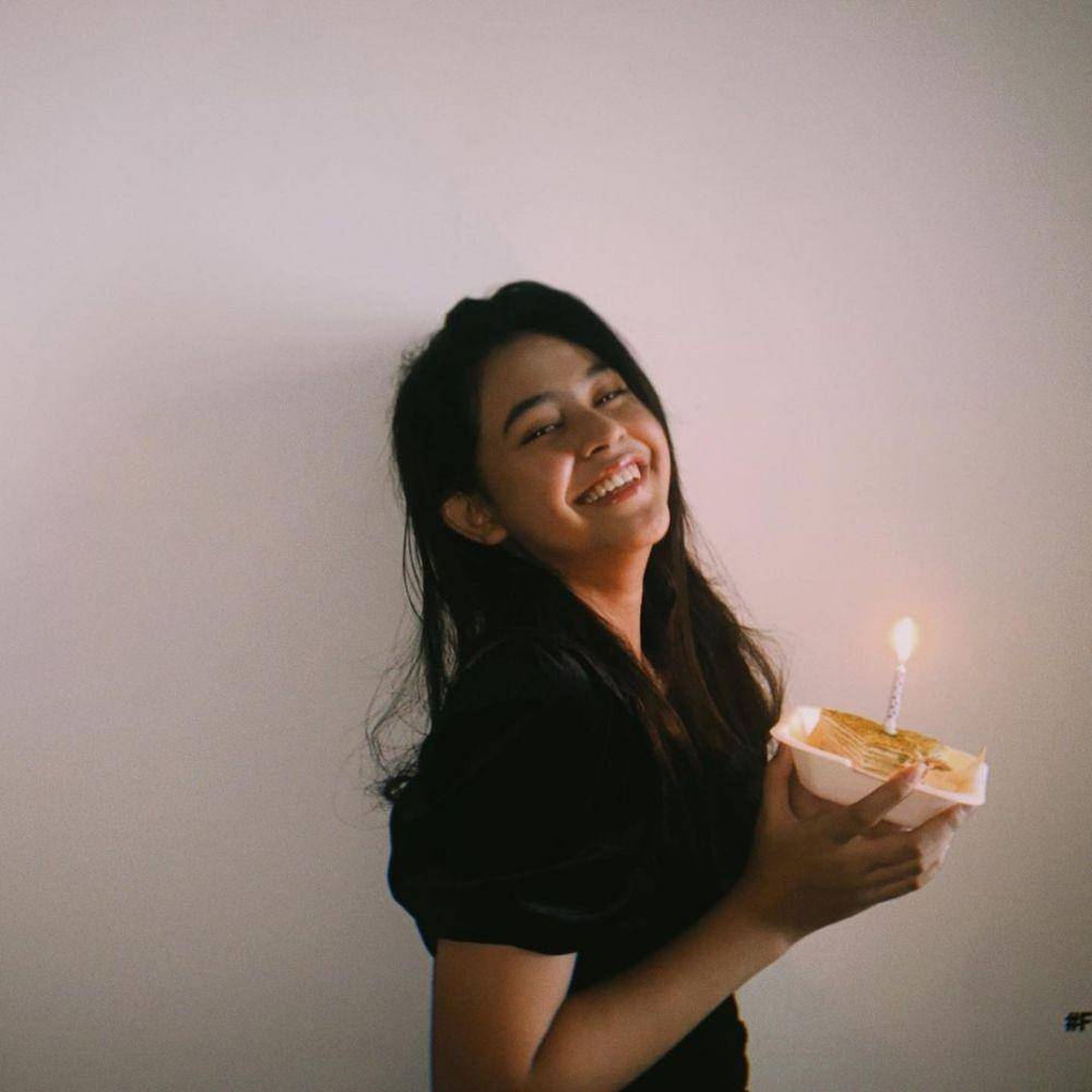 Dinda Mahira (instagram.com/dindaaaaa.17)