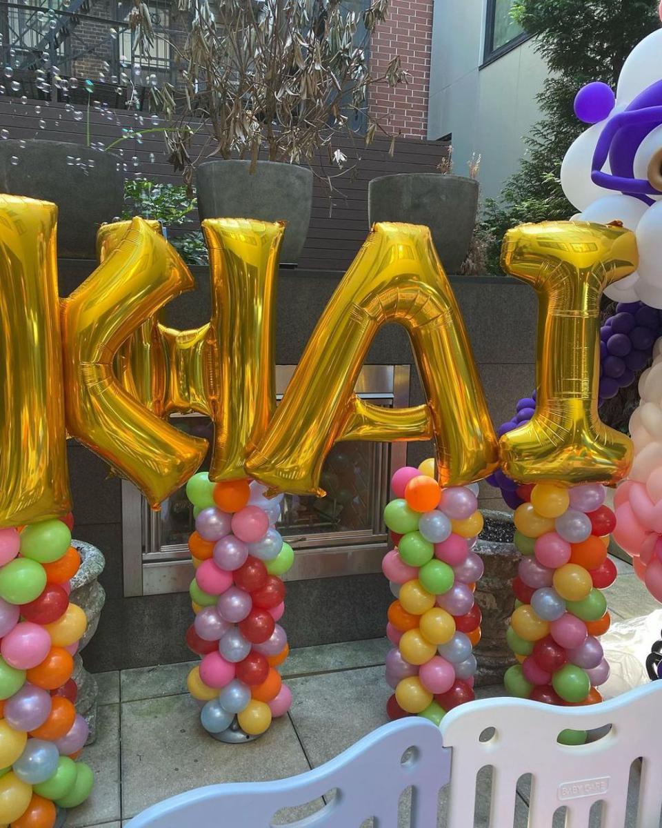 potret balon ulang tahun Khai (instagram.com/mohamedhadid)