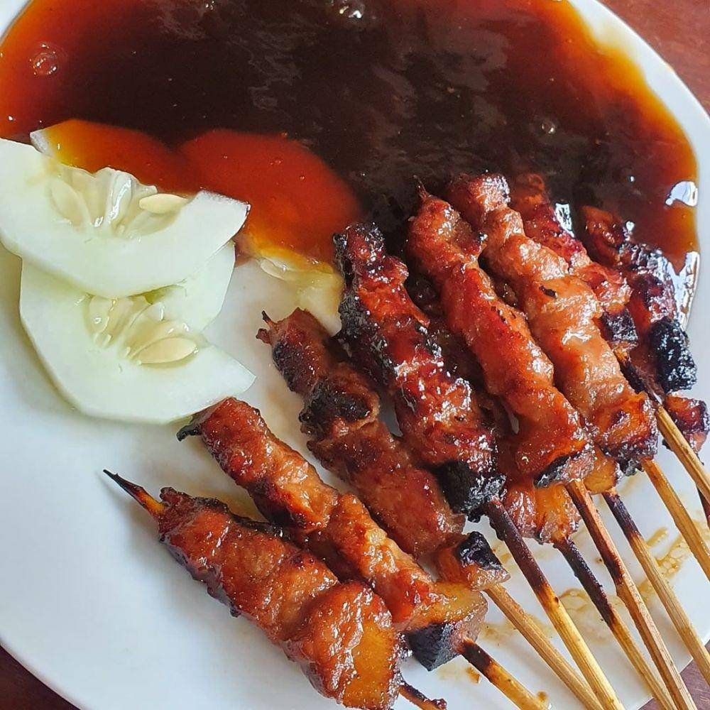 Ilustrasi sate plecing (instagram.com/chemilfoodies)