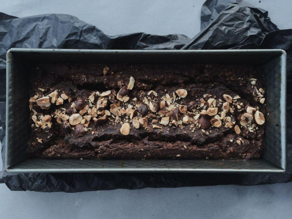 ilustrasi banana choco chips cake (pexels.com/Daria Shevtsova)