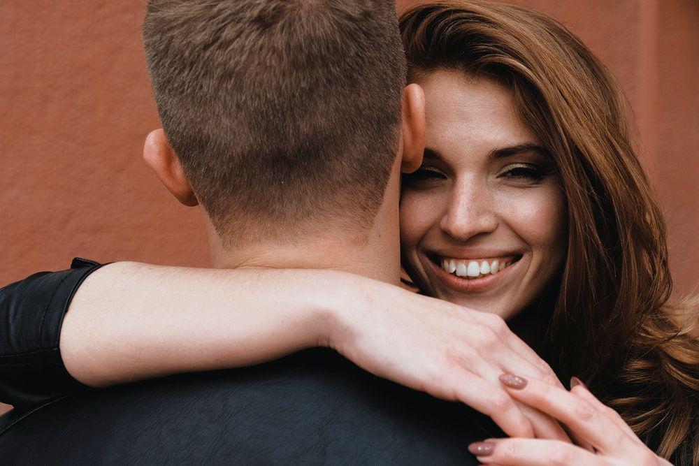 5 Tips Ampuh Menjalani Hubungan Cinta Beda Agama