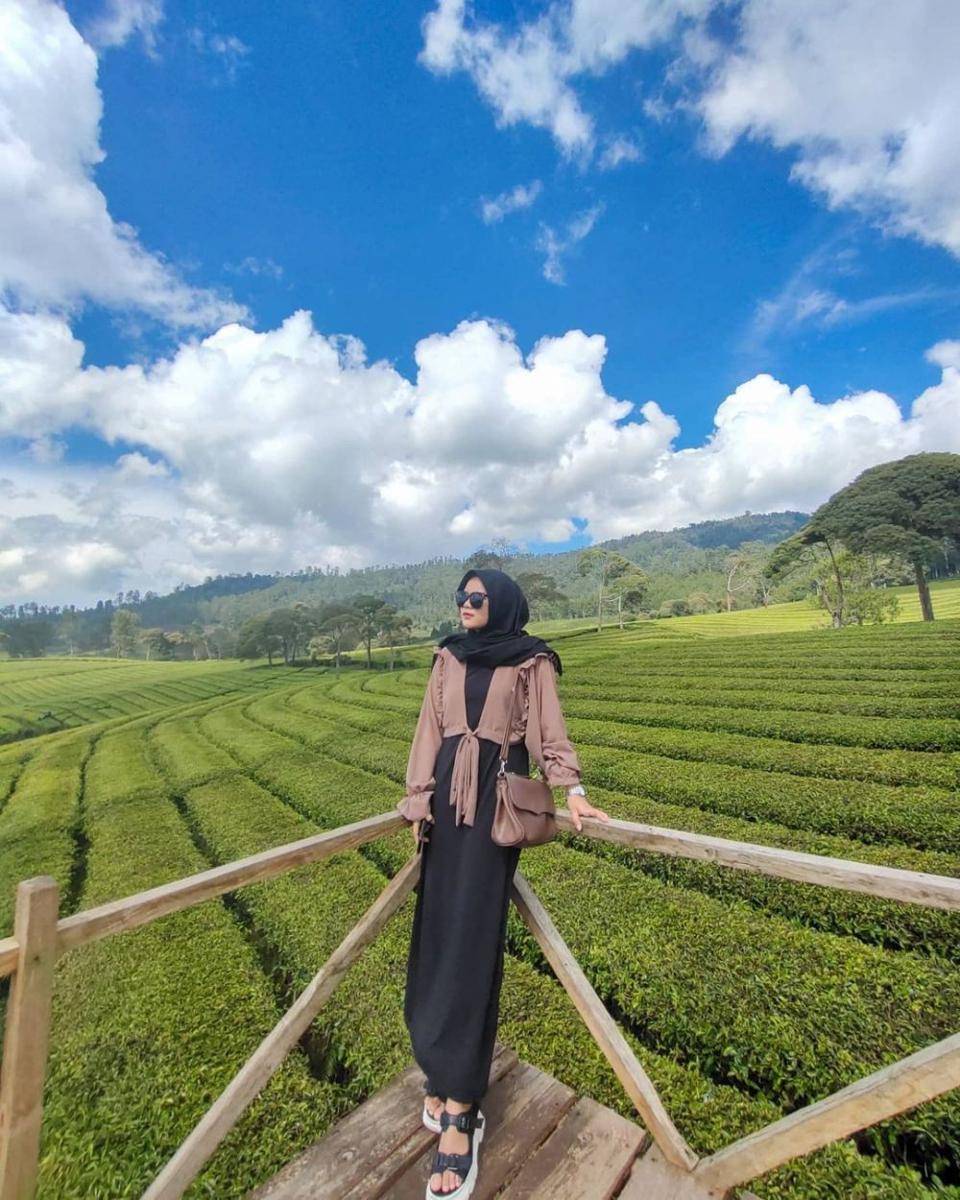 Salah satu spot foto di Nuansa Riung Gunung, Bandung (instagram.com/resya_riswanty)