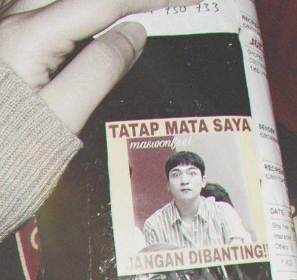 peringatan lucu pada paket (instagram.com/wkwkland_real)