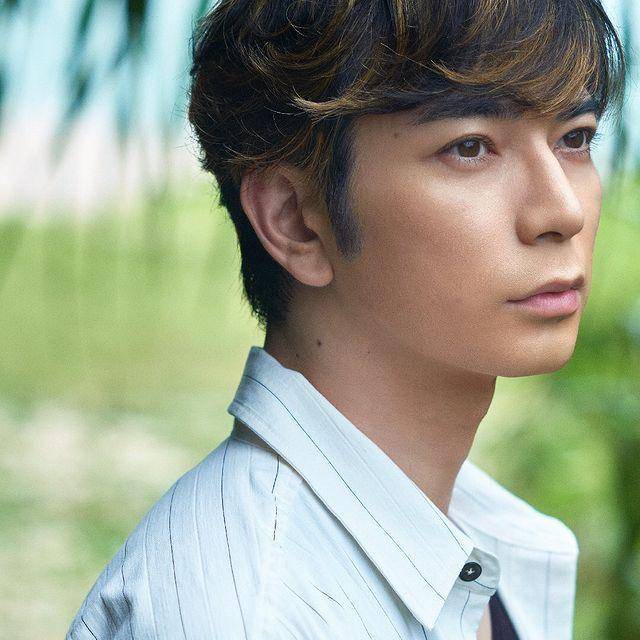 potret Jun Matsumoto (instagram.com/arashi_5_official)