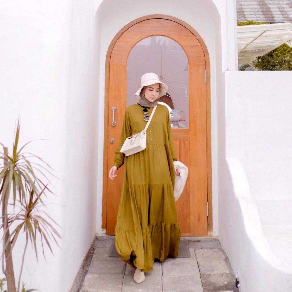 Dress Richa Etika Ulhaq. (instagram.com/richaeu/)