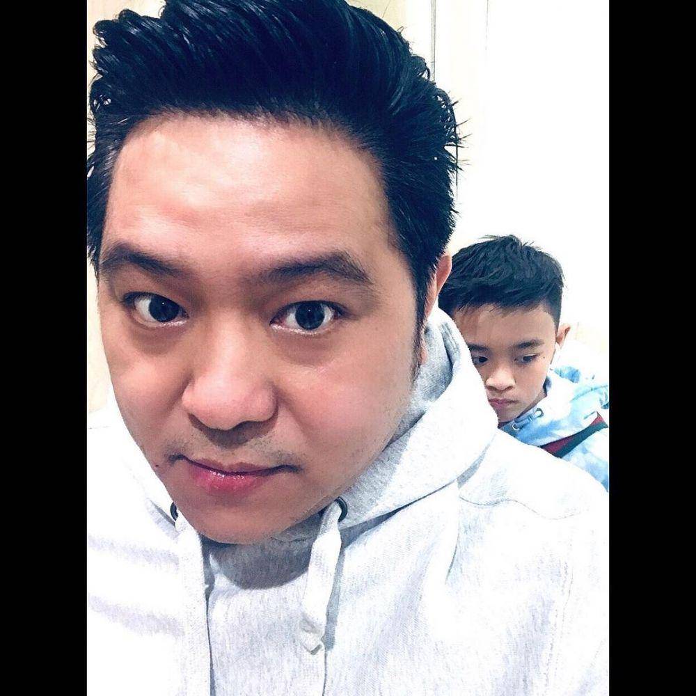 Steven Rumangkang dan putranya (instagram.com/steven_rum911)