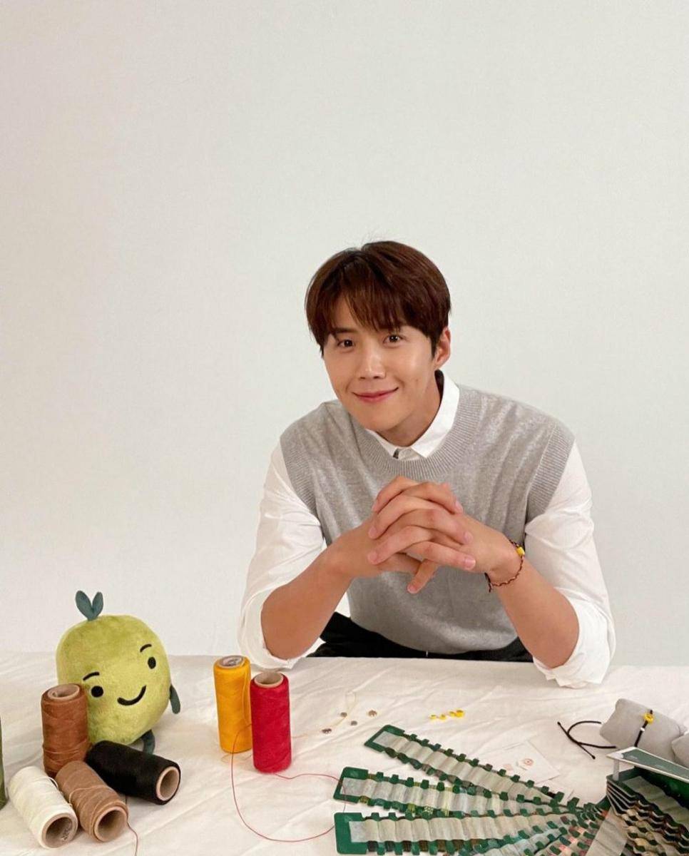 Kim Seon Ho (instagram.com/seonho__kim)
