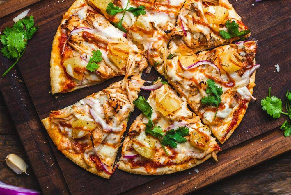 ilustrasi olahan pesto pizza (unsplash.com/Chad Montano)