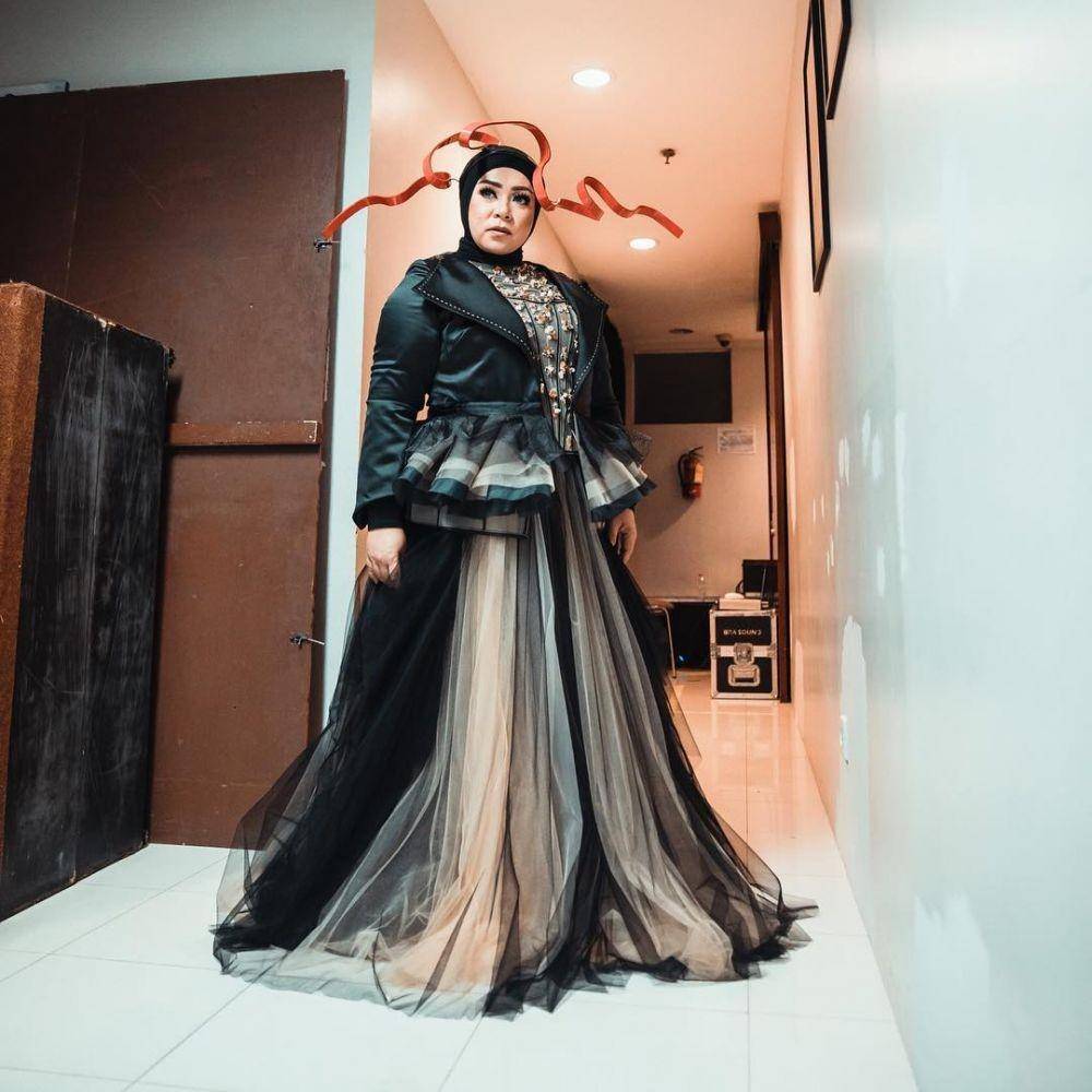 Melly Goeslaw (instagram.com/melly_goeslaw)