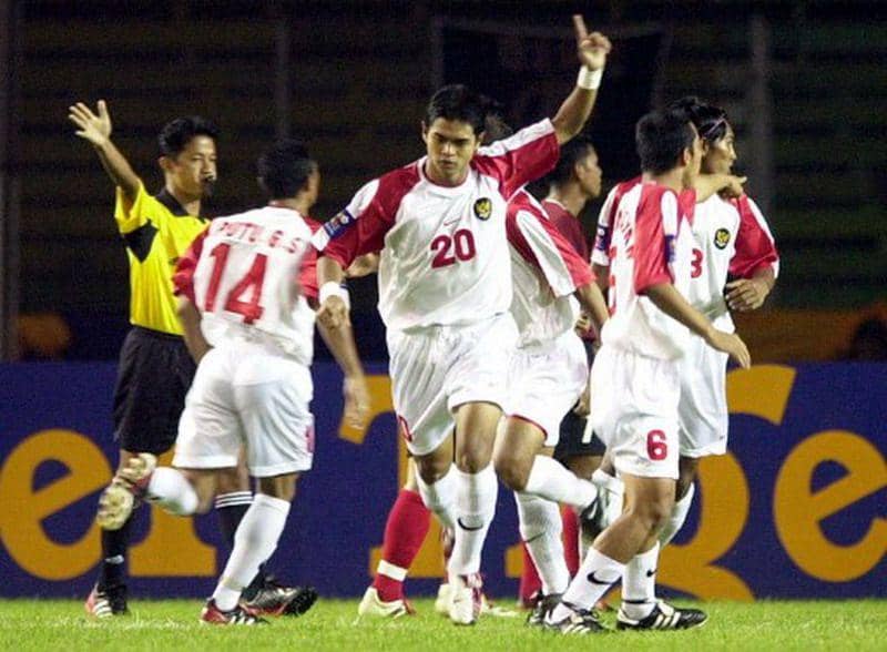 Timnas Indonesia Piala Tiger 2002 (twitter.com/garagarabola_)