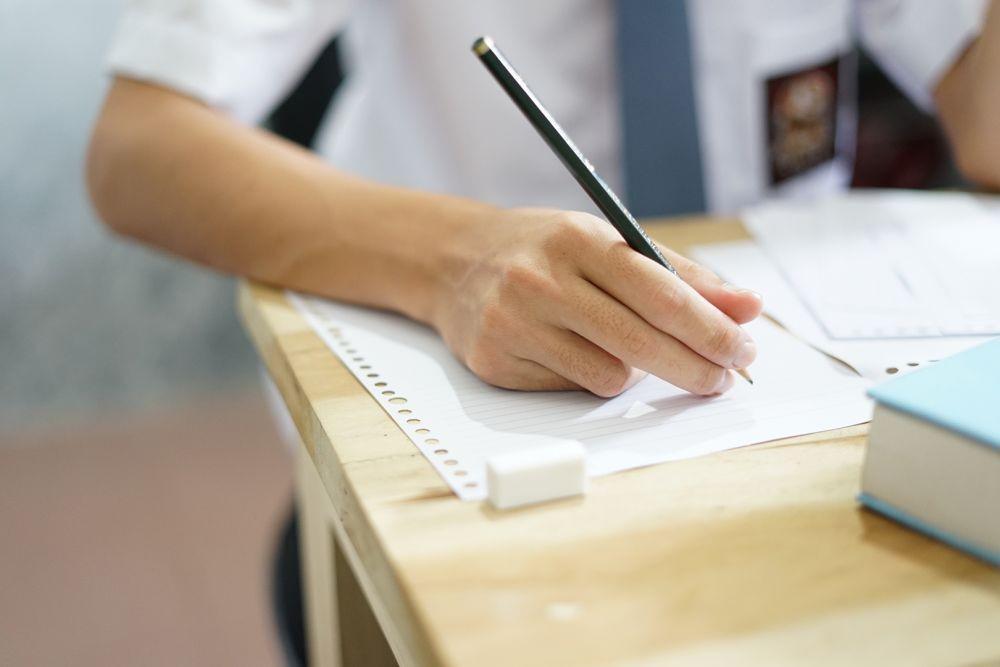 5 Tips Efektif Hadapi Penilaian Tengah Semester, Usir Rasa Gugup!