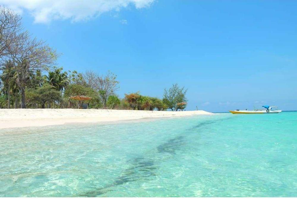 Pulau Saebus, Sapeken (instagram.com/radenbudiarta)