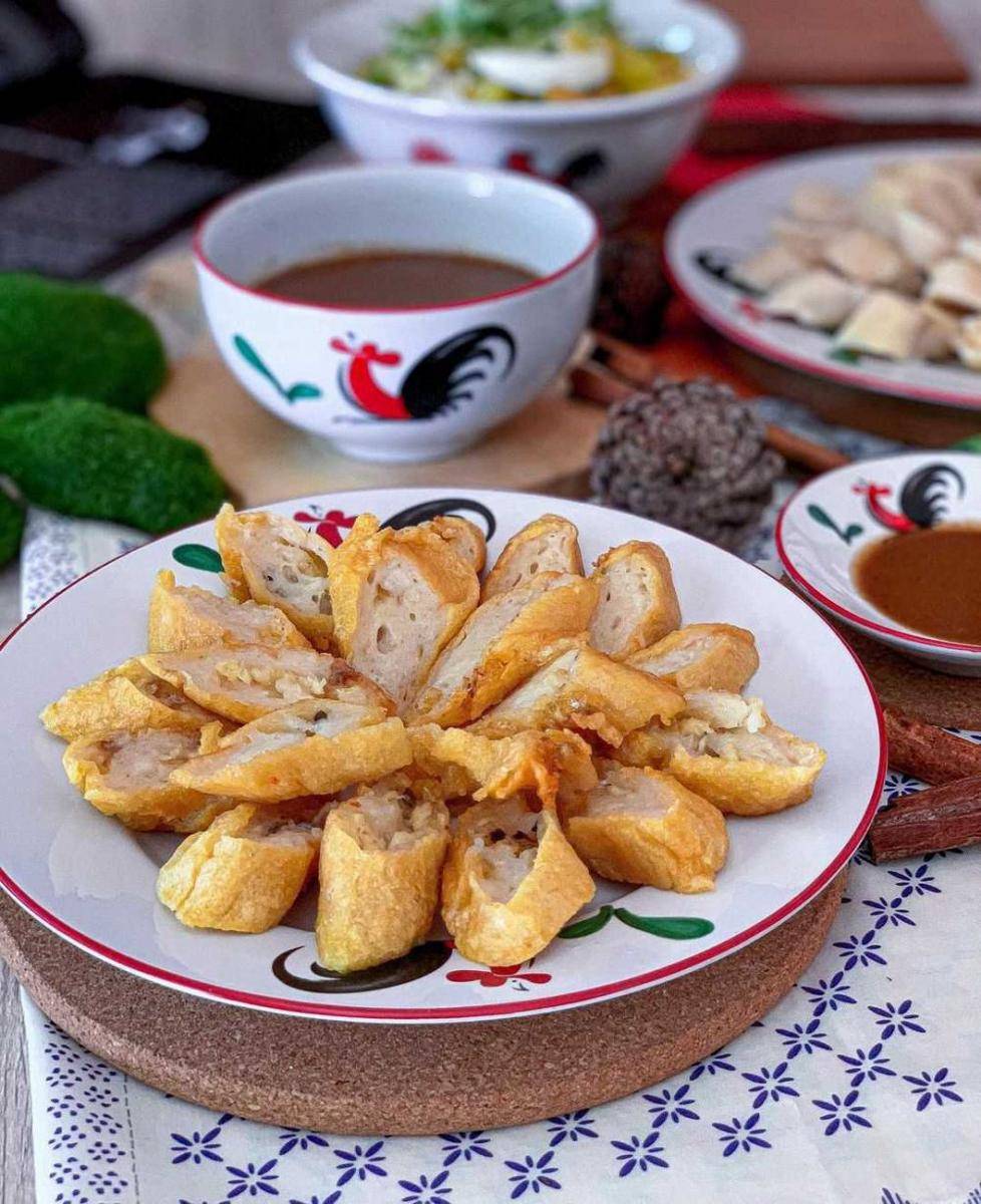 Kerupuk Basah (instagram.com/kokodoyanmakan)