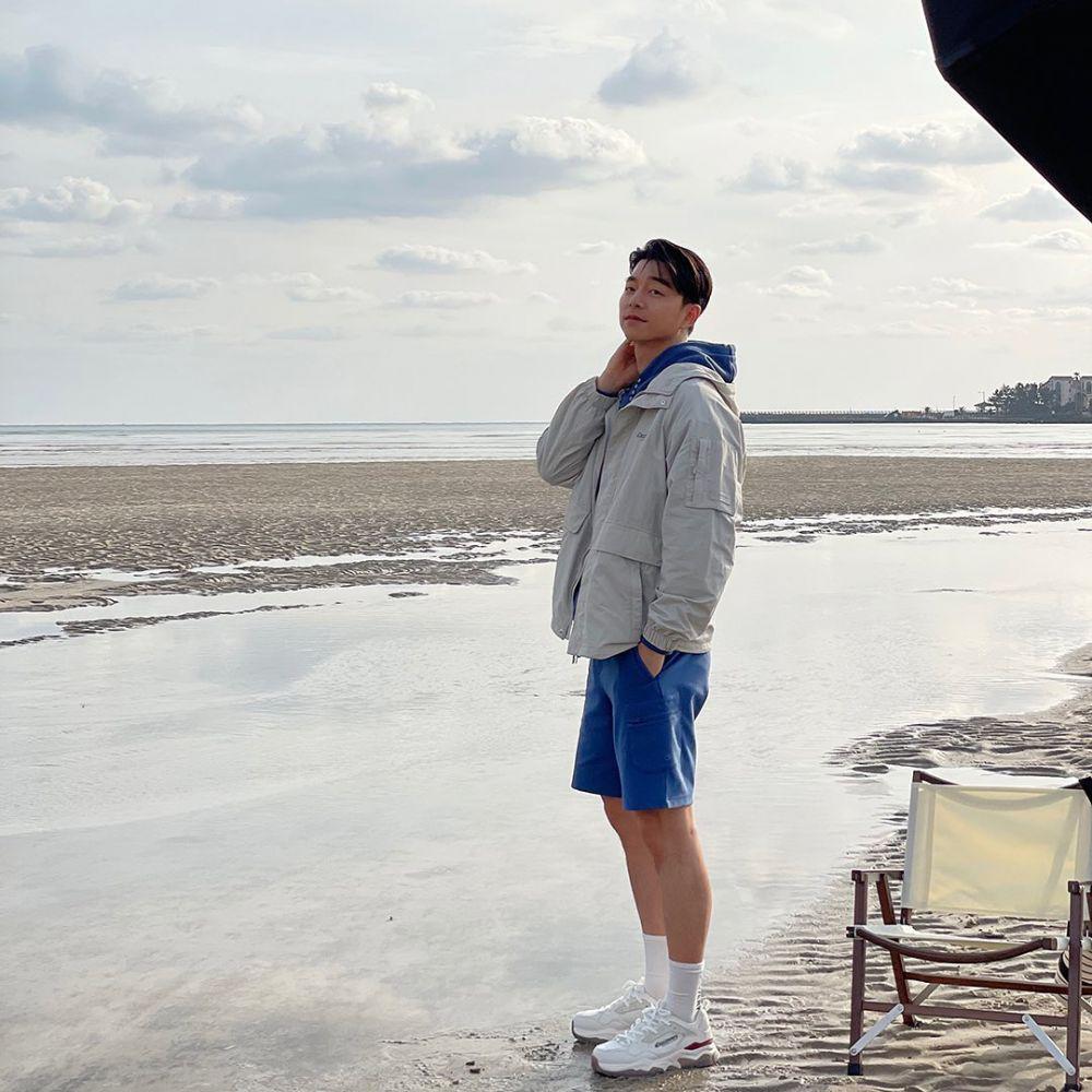 ootd kasual Gong Yoo (instagram.com/management_soop)