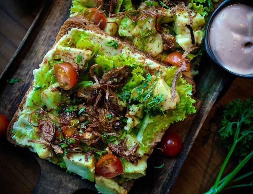 ilustrasi caesar salad (pixabay.com/Partha Sekhar Borah)