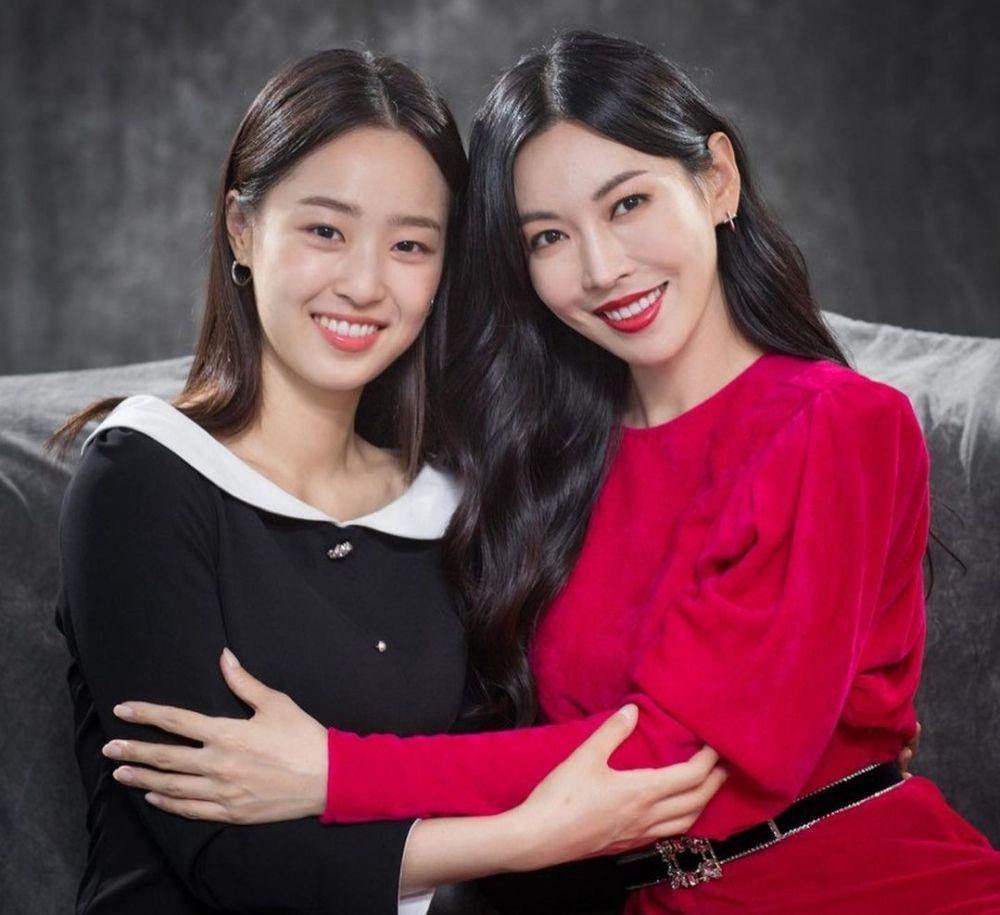 Cheon Seo Jin dan Ha Eun Byul The Penthouse (instagram.com/sbsdrama.official)
