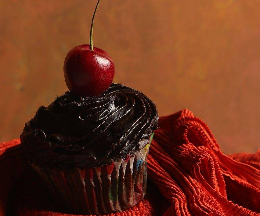 ilustrasi boston cream cupcakes (unsplash.com/Yamini Bari)