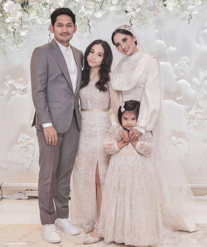 Ririen Ekawatin dan Sang Putri (instagram.com/ririnekawati)