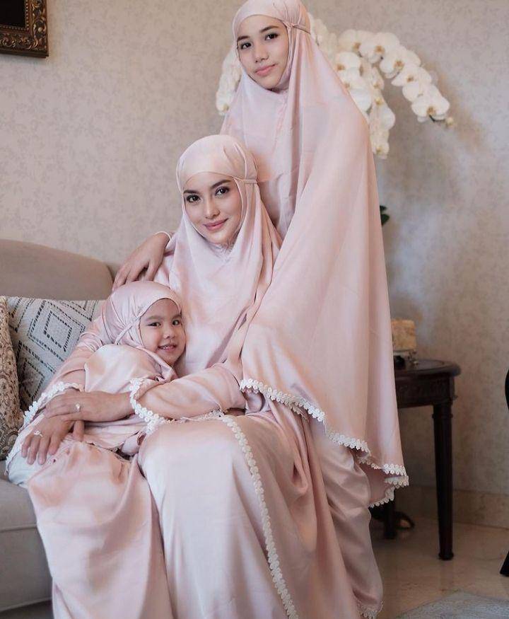 Ririen Ekawatin dan Sang Putri (instagram.com/ririnekawati)
