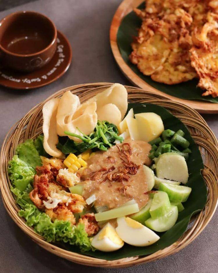 Gado-gado betawi (Instagram.com/luxephoto.id)