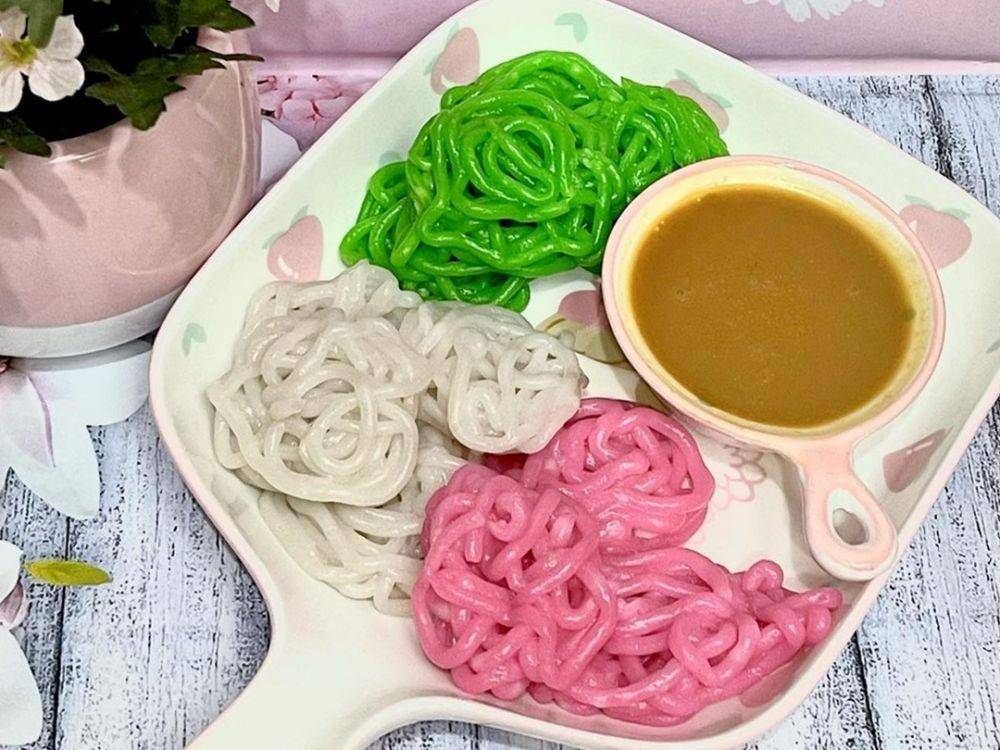 Kue putu mayang (instagram.com/mommys_culinary)