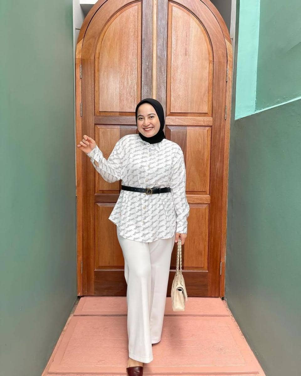 Outfit Zyta Delia. (instagram.com/zytadeliarahma/)