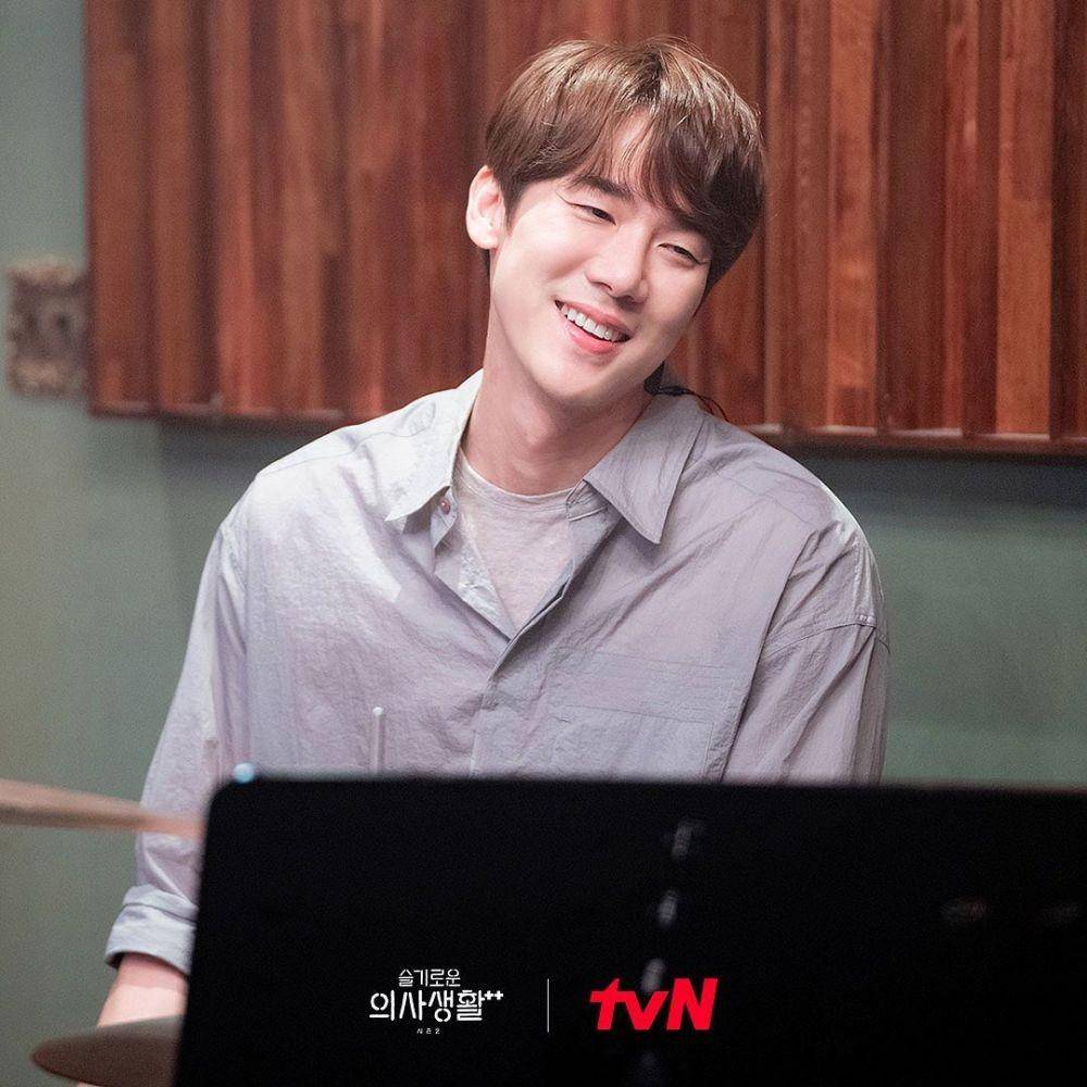 Yoo Yeon Seok (instagram.com/hospitalplaylist_official)