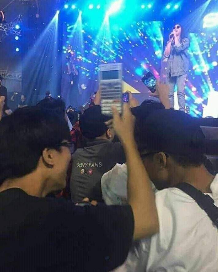 potret tampil beda sendiri (instagram.com/receh.id)