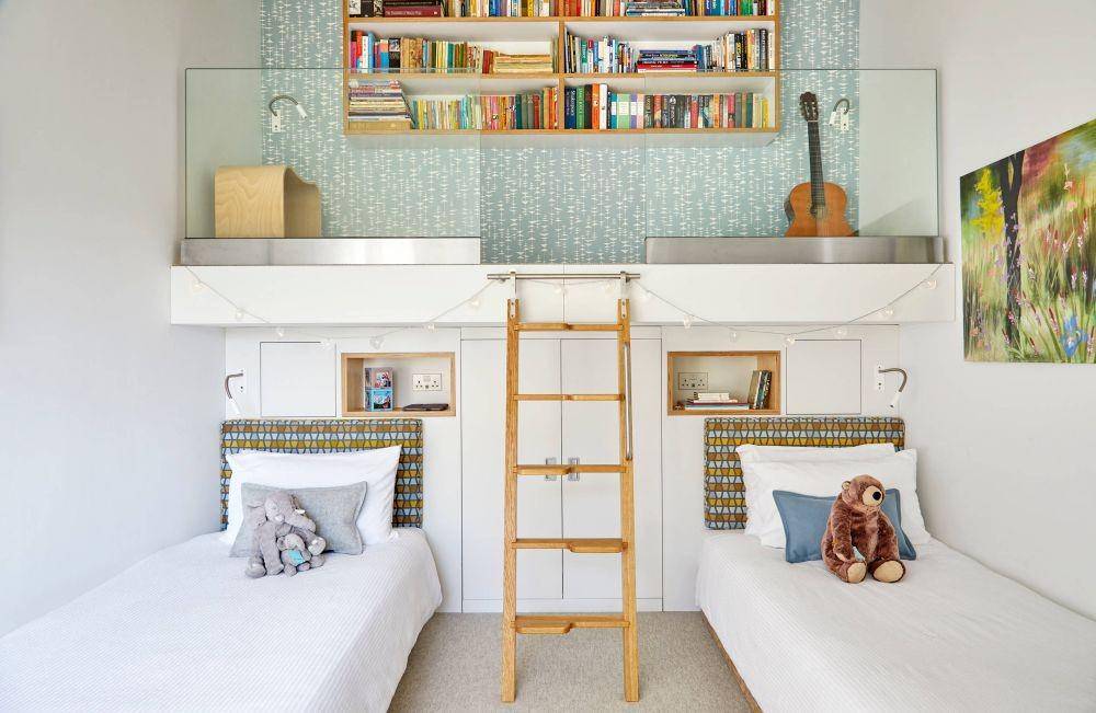 Inspirasi Kamar Tidur Bergaya Mezzanine (treehouse.co)