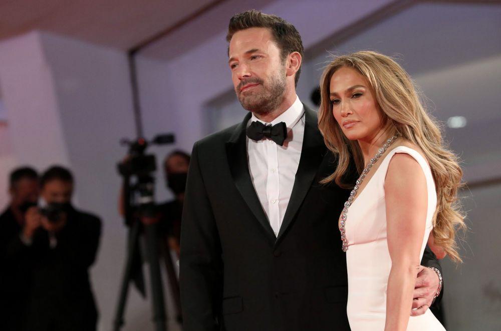 Ben Affleck & Jennifer Lopez (everytruenews24.com)