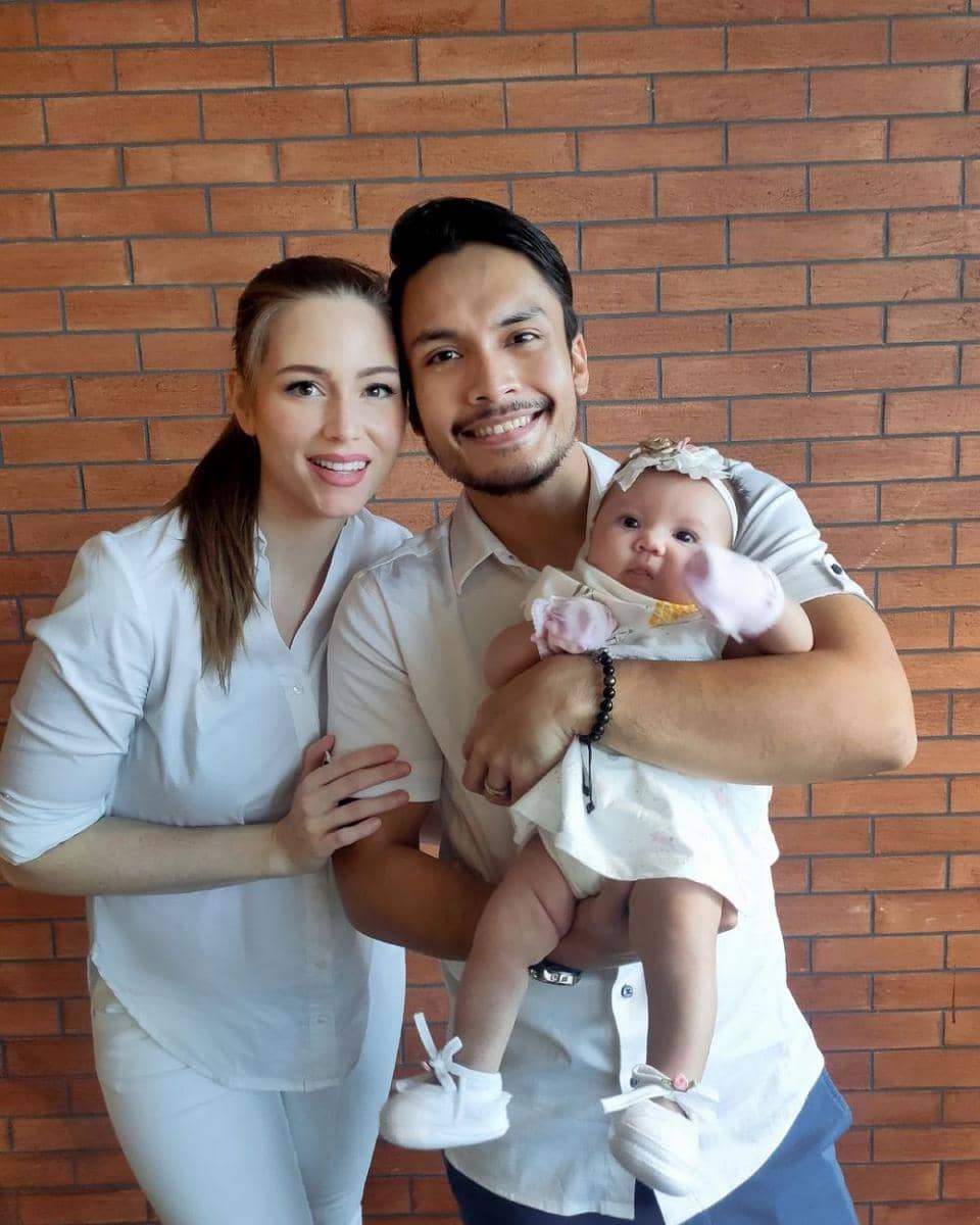 potret Randy Pangalila dan keluarga (instagram.com/randpunk)