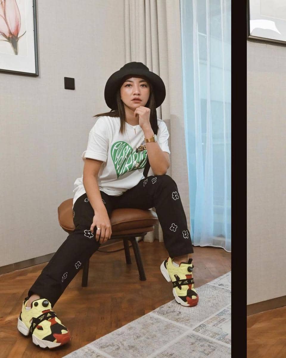 Hesti Purwadinata (instagram.com/hestipurwadinata)