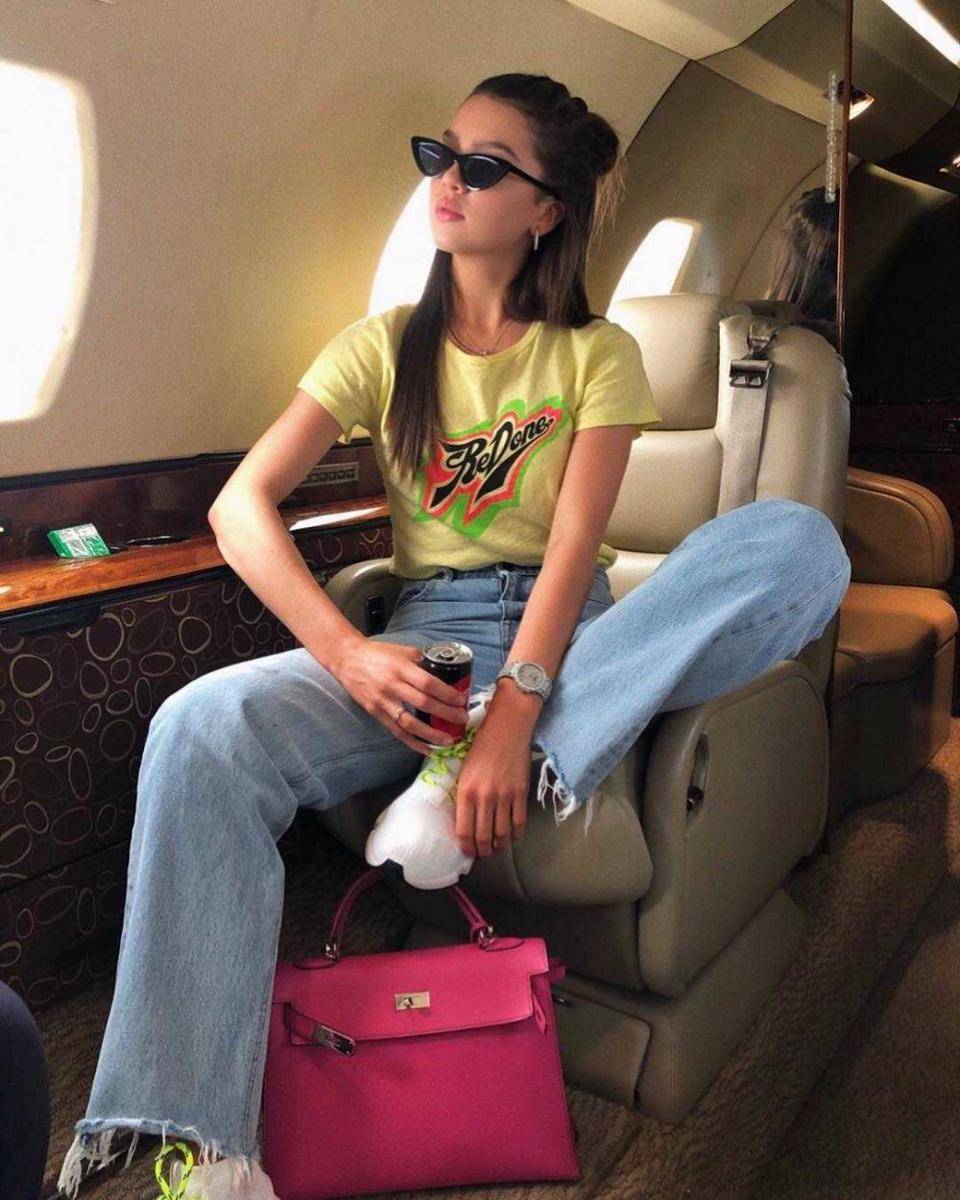 OOTD Maya Henry (instagram.com/maya_henry)