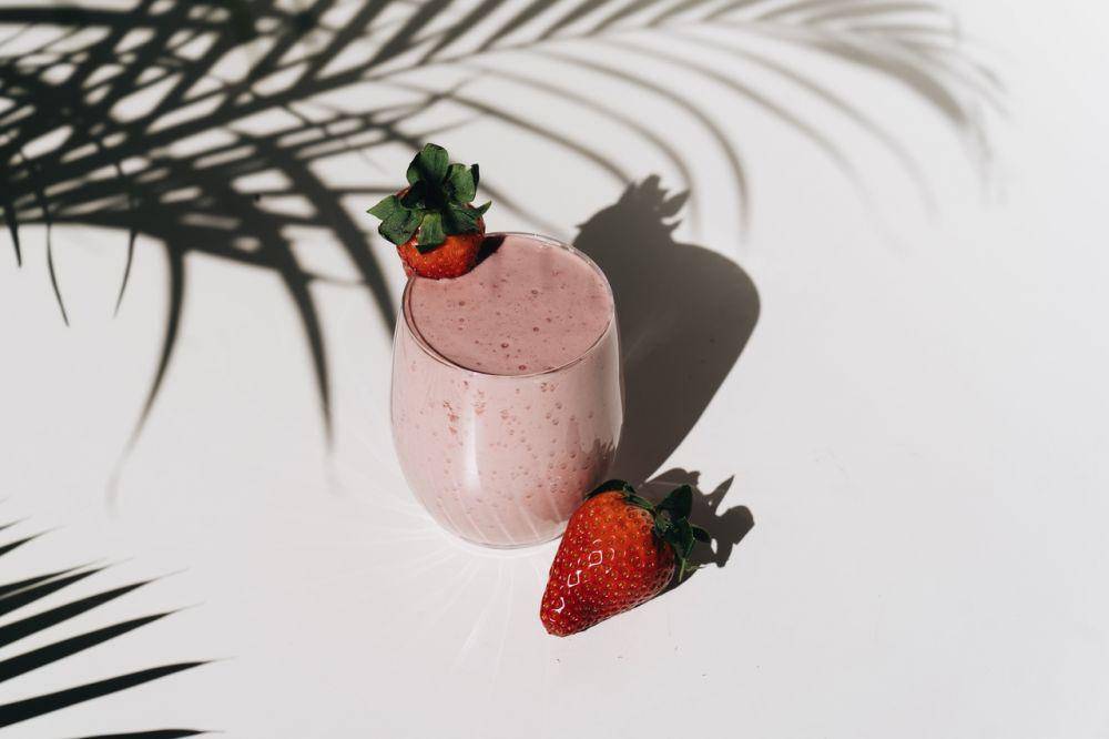 ilustrasi olahan cokelat smoothie (pexels.com/alleksana)