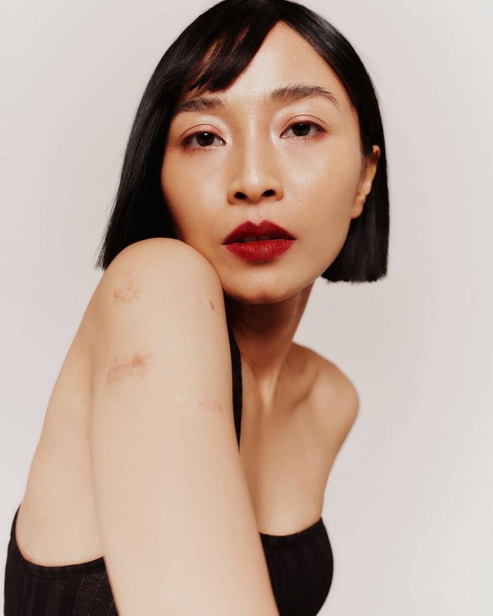 Rinni Wulandari untuk Album Skins (dok. Rinni Wulandari)