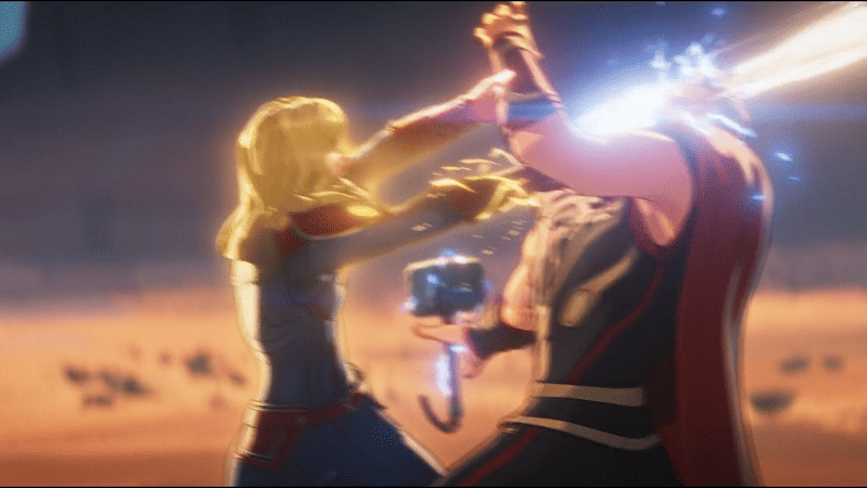 Captain Marvel lawan Thor. Disney+ Hotstar/What If?