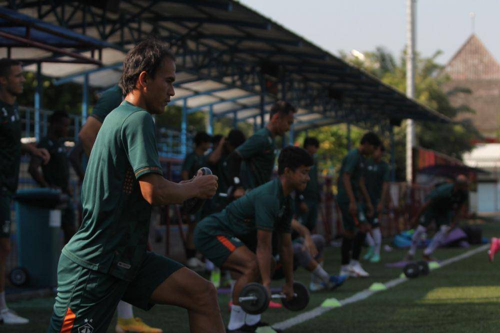 Pemain Persik Kediri saat berlatih. IDN Times/ persikofficial