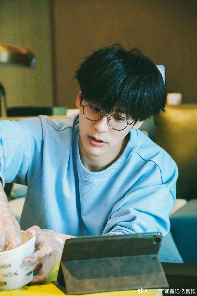 Wei Zheming (weibo.com/如果声音有记忆官微)
