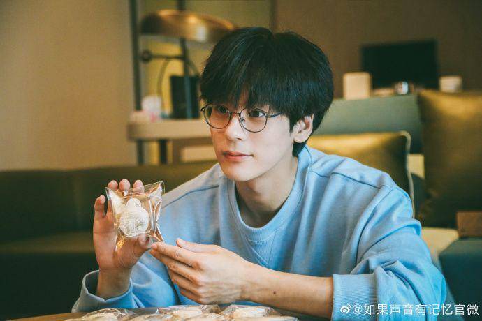 Wei Zheming (weibo.com/如果声音有记忆官微)