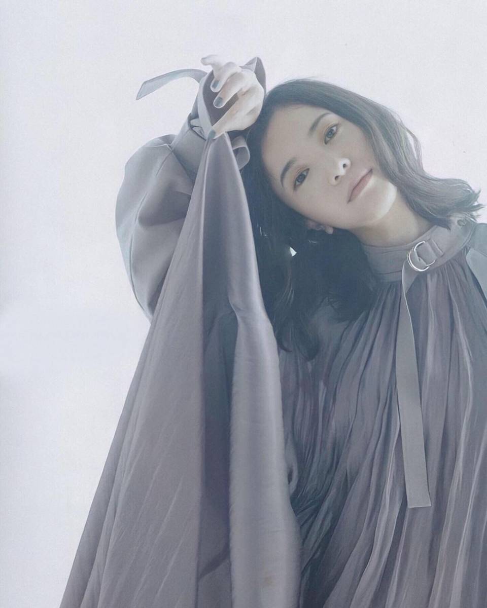 Yuriko Yoshitaka (instagram.com/yoshitakayuriko___)