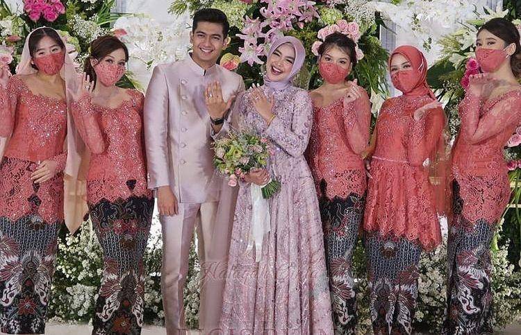 Bridesmaid ricis (Instagram.com/ricis.fps)