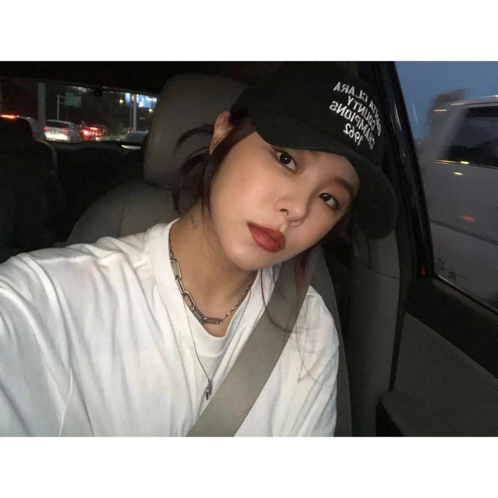 Wheein Mamamoo (instagram.com/whee_inthemood)