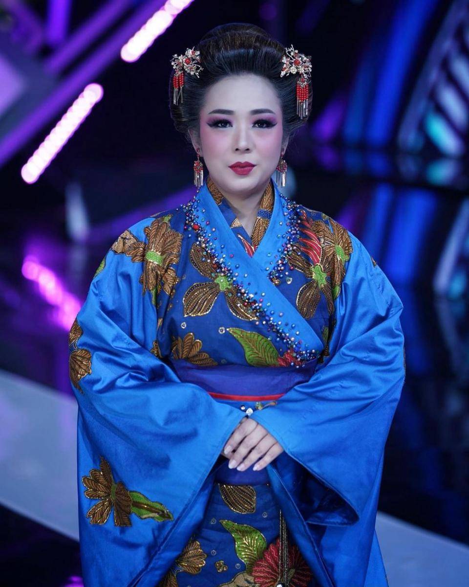 potret Soimah saat menggenakan kimono (instagram.com/showimah)