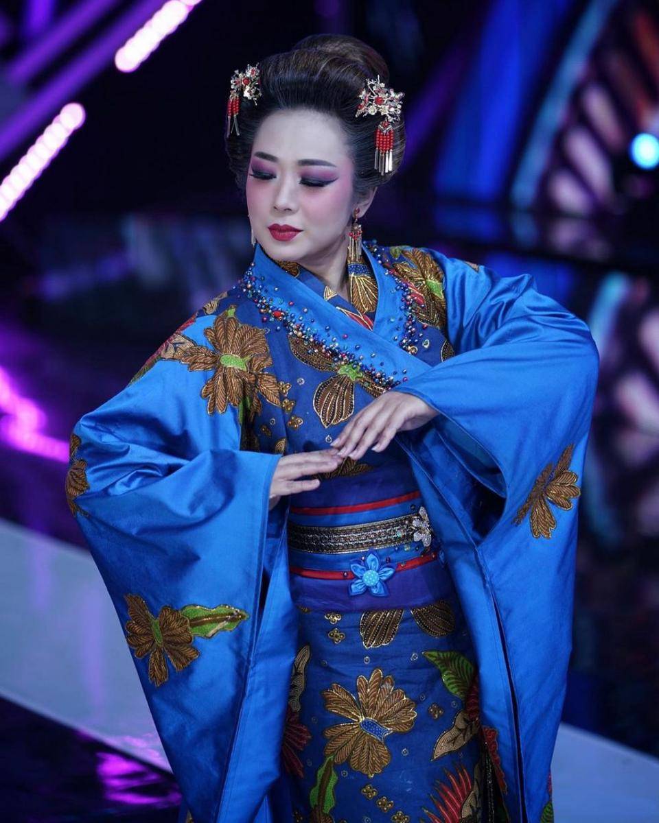 potret Soimah saat menggenakan kimono (instagram.com/showimah)